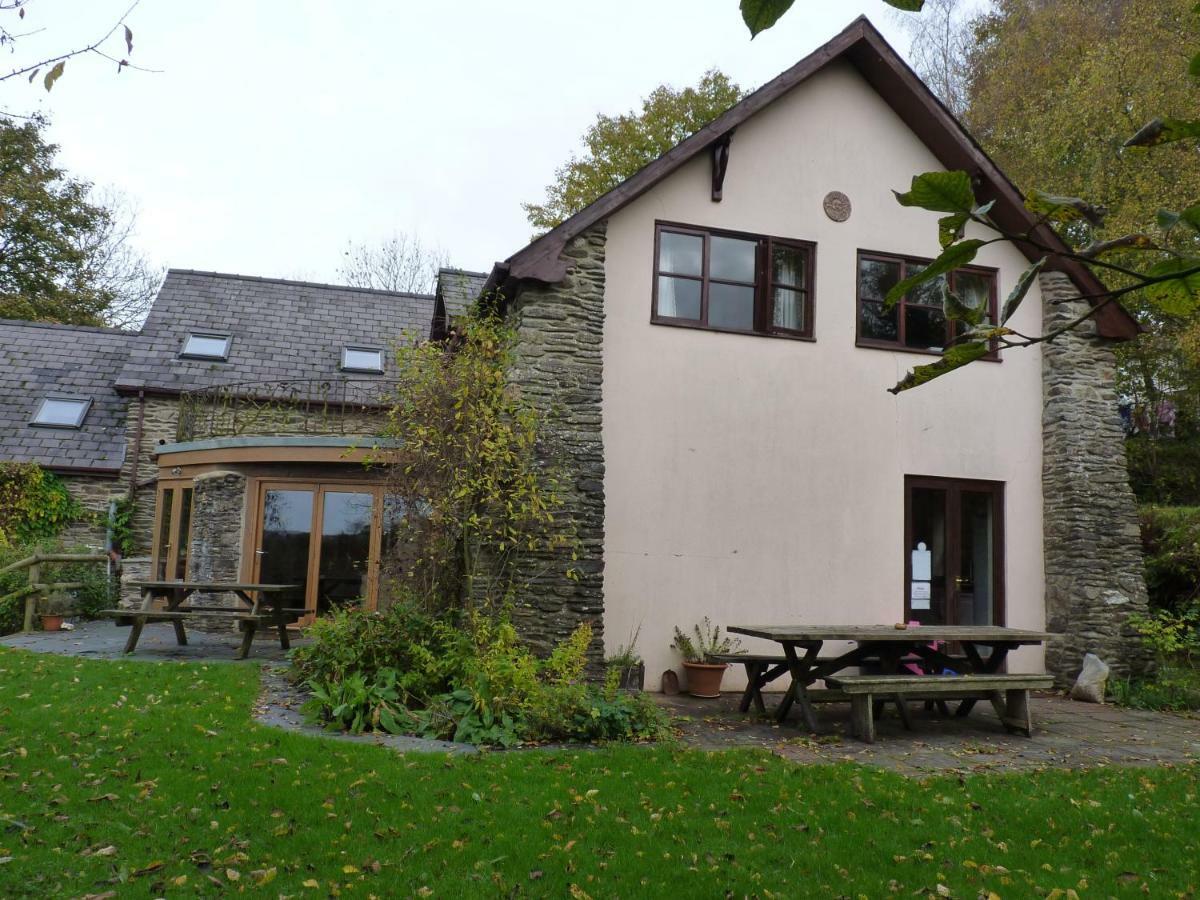 Ceridwen Holiday Homes Llandysul エクステリア 写真