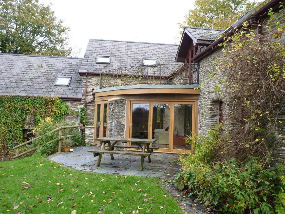 Ceridwen Holiday Homes Llandysul エクステリア 写真